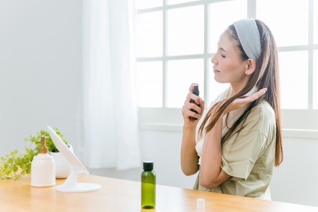 【薄毛のメカニズム】専門医が解説！知らないと損する髪と頭皮の知識